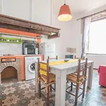 Genovesi . Intero . Wifi . Ac Apartment