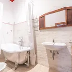 Genovesi . Intero . Wifi . Ac Lägenhet *