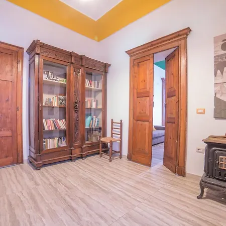 Genovesi . Intero . Wifi . Ac Apartment *